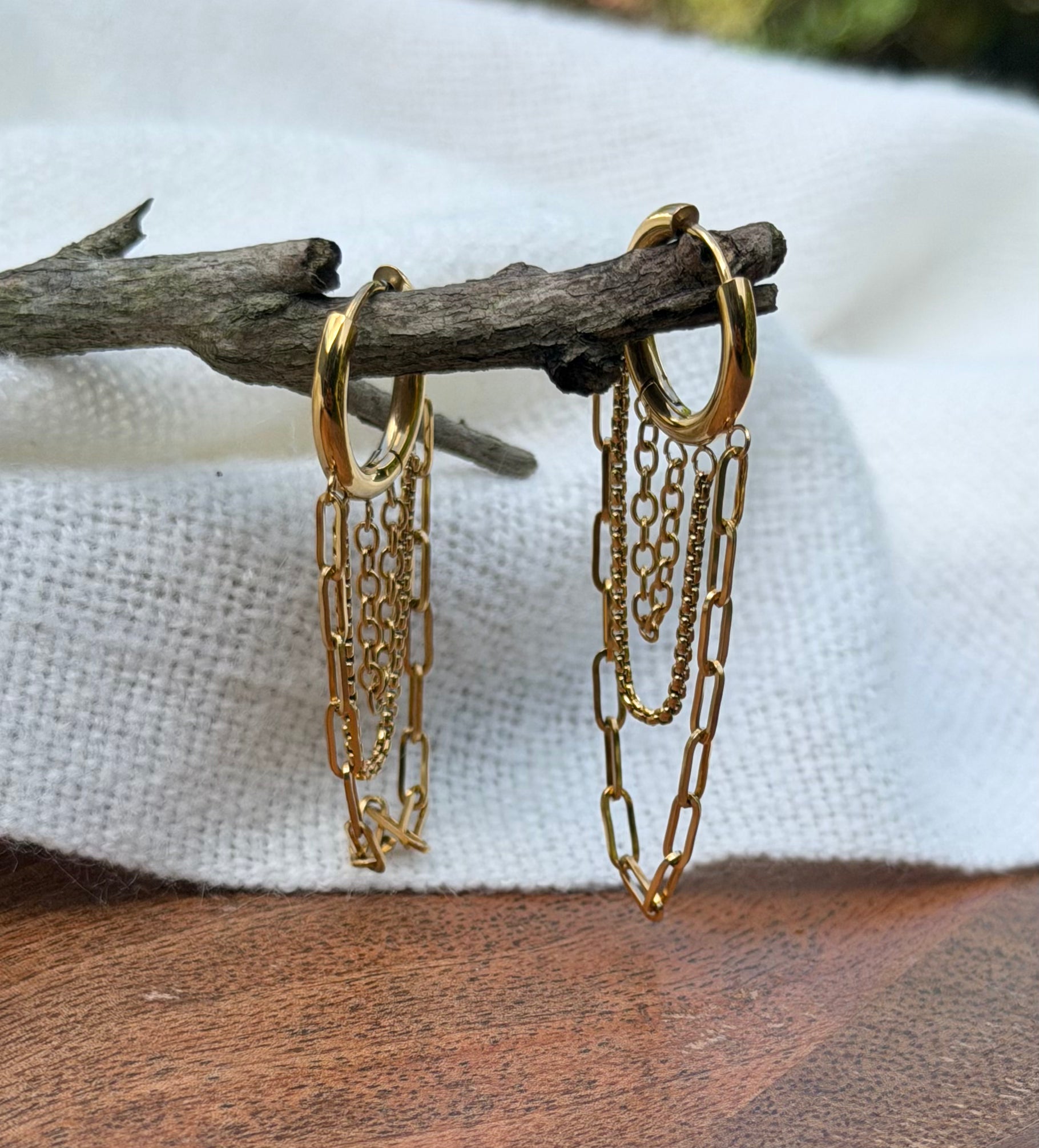 Essential Chain Hoops